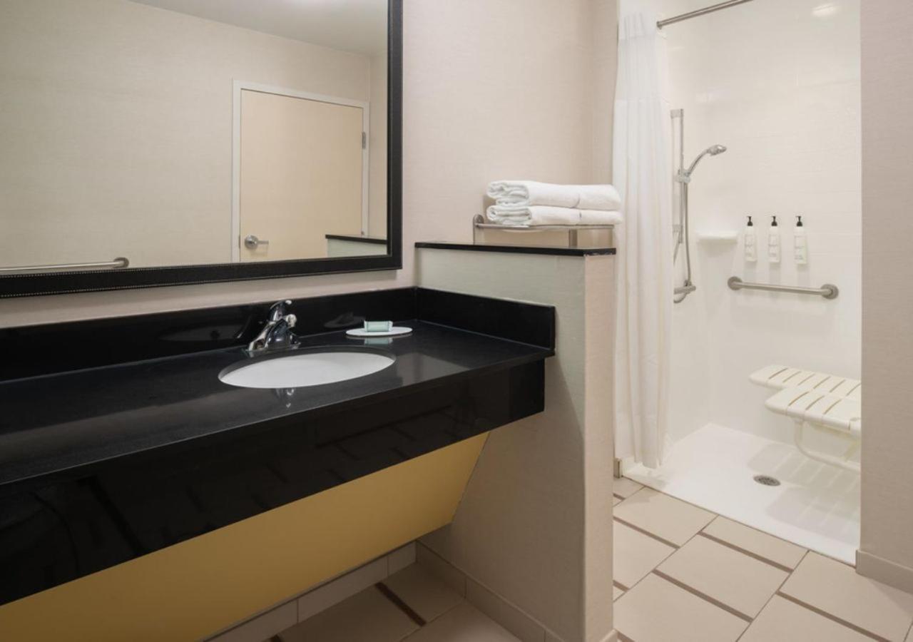 Fairfield Inn & Suites By Marriott Tampa Westshore/Airport Esterno foto